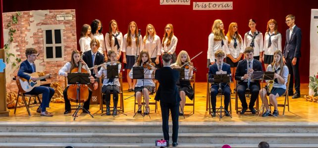25 lat odrodzonego Nazaretu w Kielcach 25 lat odrodzonego Nazaretu w Kielcach