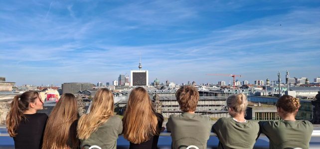 Dziś w Berlinie – uczymy się demokracji! Dziś w Berlinie – uczymy się demokracji!